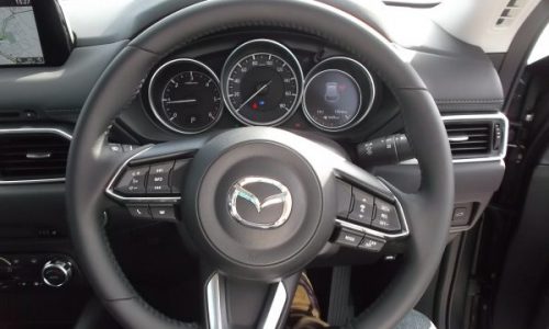 CX-5ディーゼルのハンドル