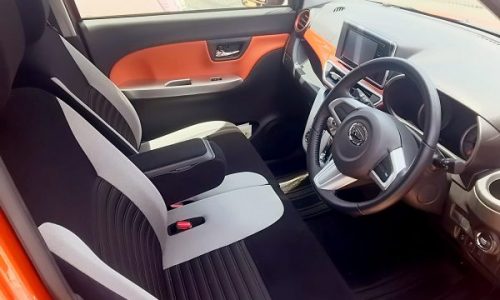 キャストアクティバの運転席まわり