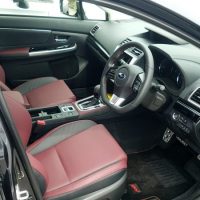 レヴォーグSTIスポーツの運転席シート
