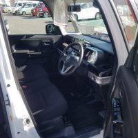スペーシアカスタム・ハイブリッドGSの運転席画像
