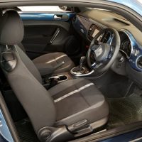 ビートルの運転席画像